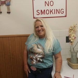 Meet your Posher, Debra